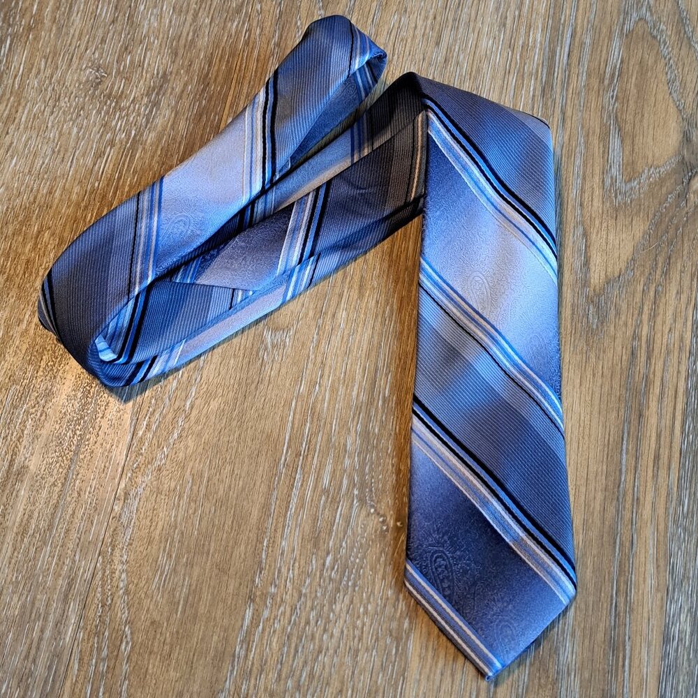 Pretty Blue Hues Striped Dino Orsini XL Neck Tie